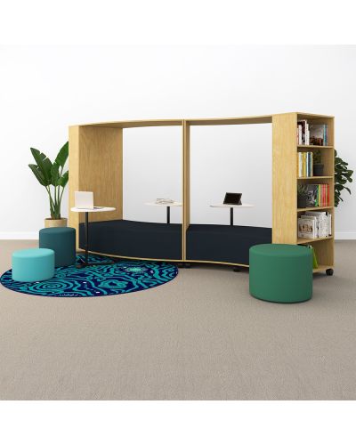 Plaza Hub Hyde Setting