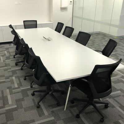 Eona Boardroom Table