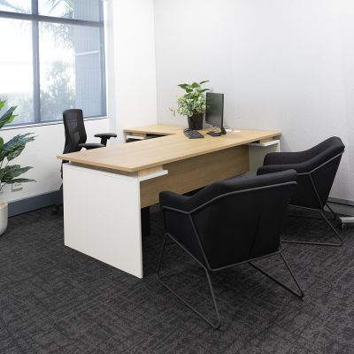 Rural Oak / Parchment