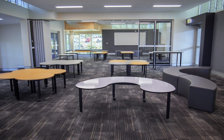 Immanuel College Classroom QLD 1 768x480 1