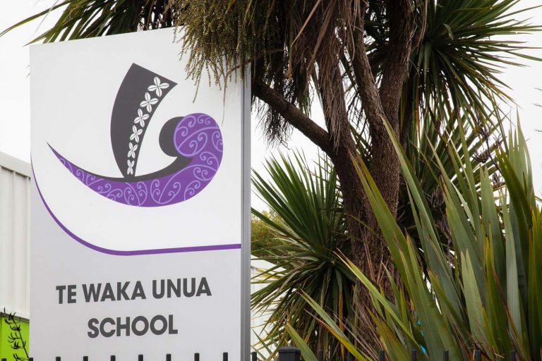 Te-Waka-School-front