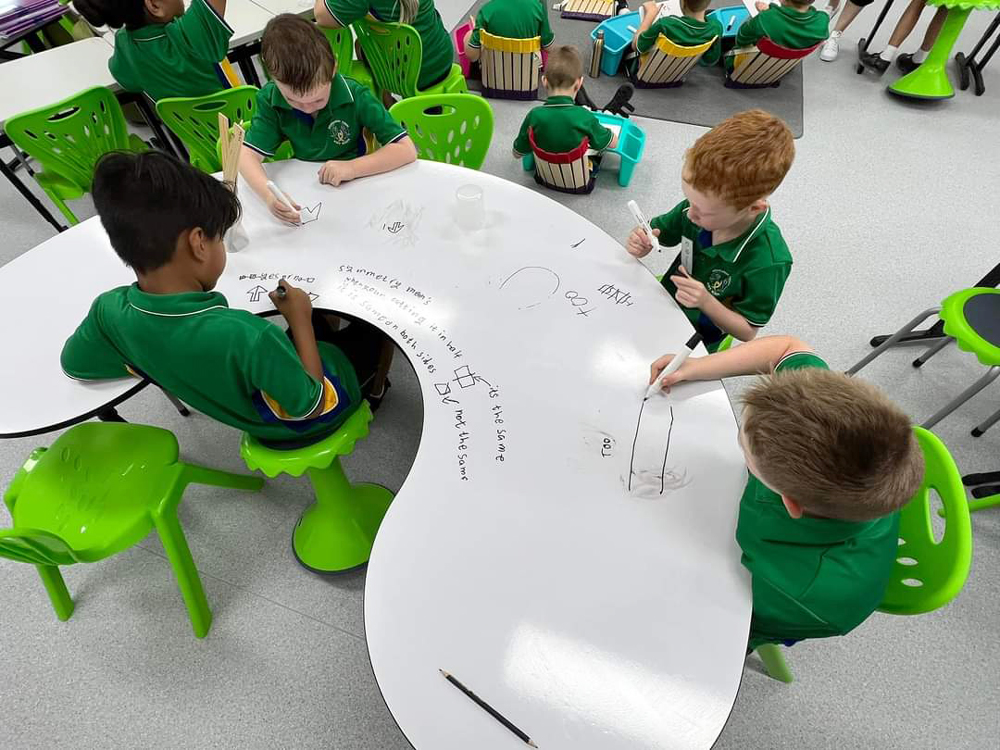 Woogaroo Creek State School Classroom Writable Smartable Huddle table 1 1