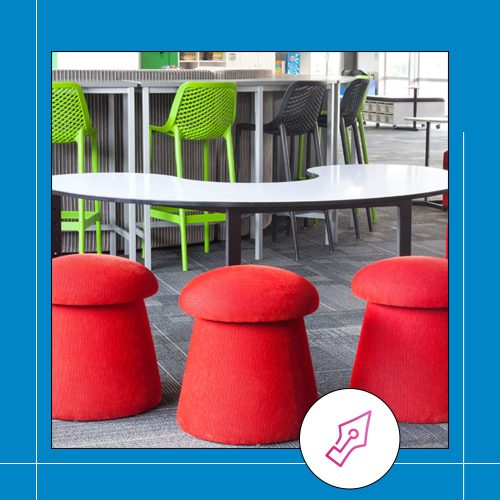 jellybean table setting with red ottomans